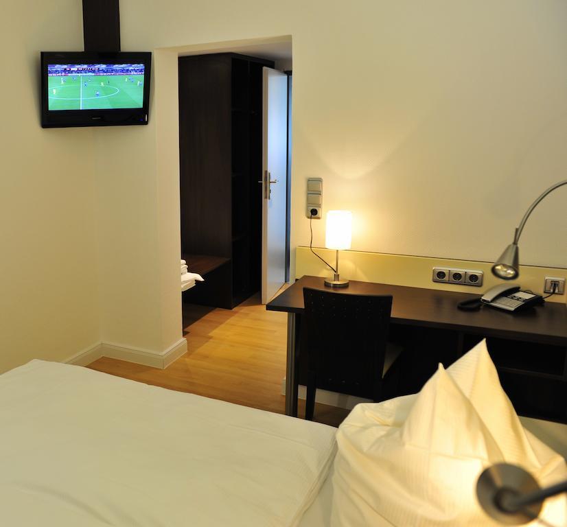 Gaestehaus Am Raeuschenberg Höxter Quarto foto